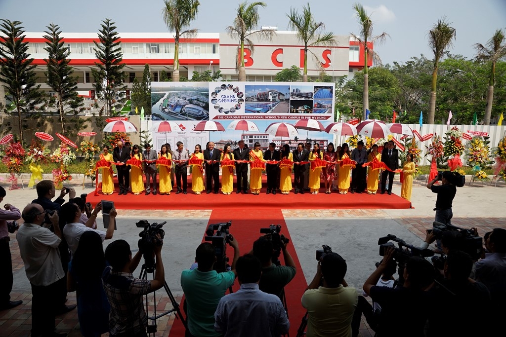 Một trong những cụm học xá lớn và hiện đại nhất Việt Nam chính thức hoạt động.